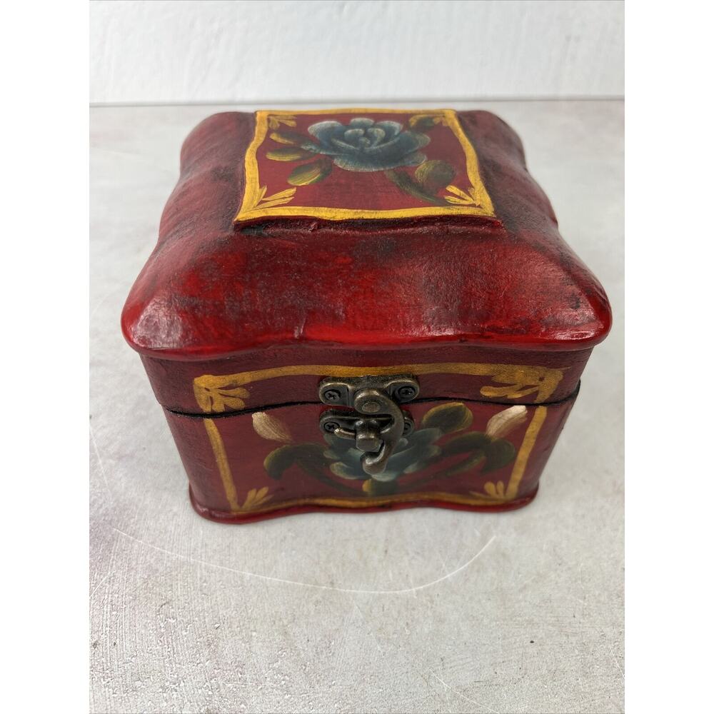tole painted jewelry Storage box 5”x4” MCM